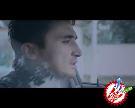 Улуғбек Раҳматуллаев кузги ёмғир остида...