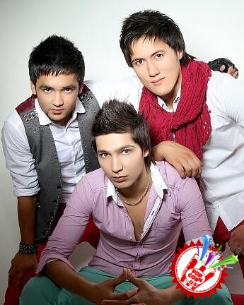 “Уммон” гуруҳидан бараварига иккита янги тарона премьераси