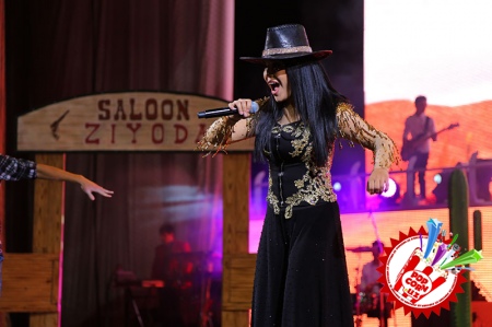 Эстрадамизнинг ёрқин юлдузи Зиёдага тасанно демасдан иложимиз йуқ...