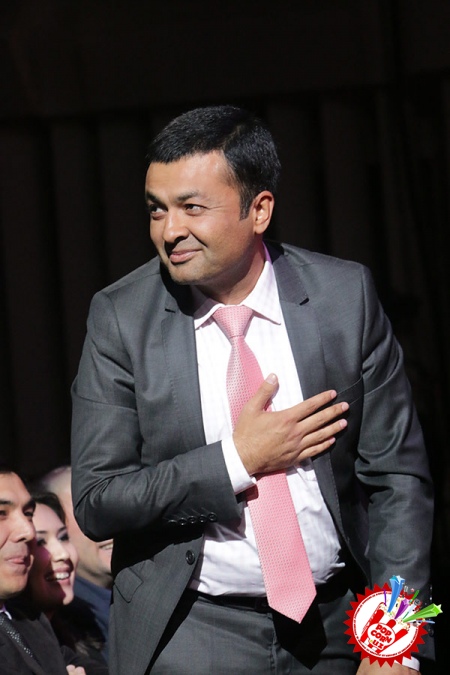 Достон Убайдуллаев илк имтиҳонни аъло баҳога топширди