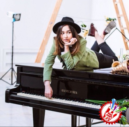 Бир йил аввал яратилган тарона нима учун энди ижро этилди... “Ёдимда ўзинг” Шаҳло Аҳмедова