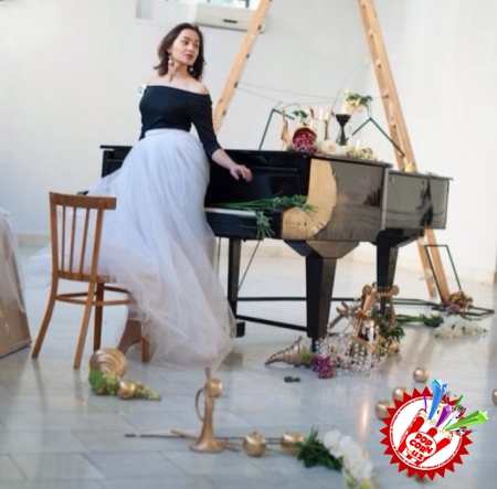 Бир йил аввал яратилган тарона нима учун энди ижро этилди... “Ёдимда ўзинг” Шаҳло Аҳмедова