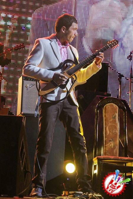 “Серенада” ижод гуруҳи... Бутунлай жонли ижрода бўлиб ўтган концерт... “Бу ҳақиқий байрам”