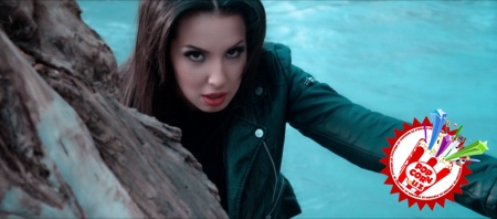 Тамила ижодидаги навбатдаги клипни қарши олинг!