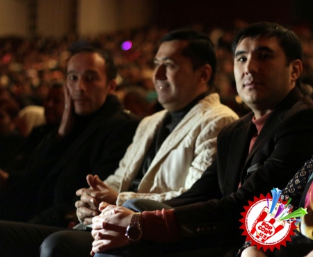 Масрур Усмоновнинг концерти муваффақиятли тарзда бошланди