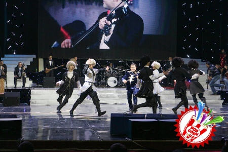 Масрур Усмоновнинг концерти муваффақиятли тарзда бошланди