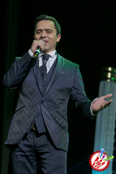 Масрур Усмоновнинг концерти муваффақиятли тарзда бошланди