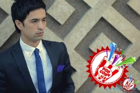 Мустафо “Яхшимисан айт” дея кимга мурожаат қилмоқда...