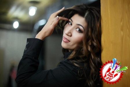 Сарвара миш-мишларга чек қўйиш мақсадида яна санъат оламига қайтганини маълум қилди