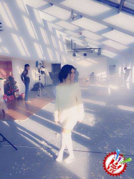 Шаҳзода янги йил учун янги туҳфа тайёрламоқда