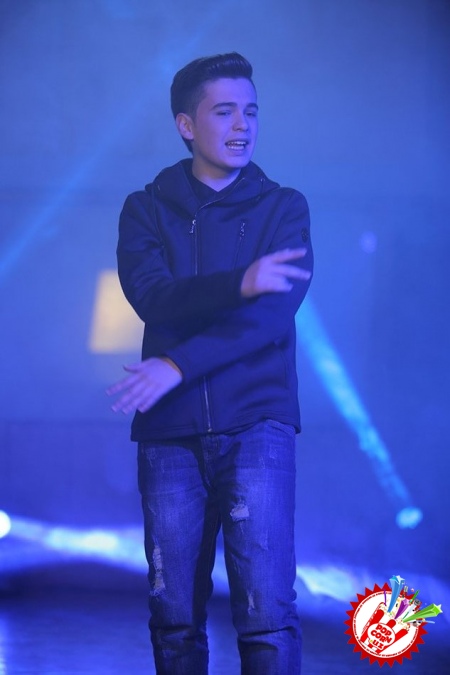 Клип суратга олдириш учун бир ой давомида профессионал рақсга тушишни ўрганган Далер