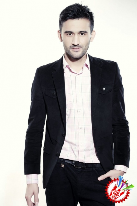 Ҳусан турли образлар яратишда моҳир