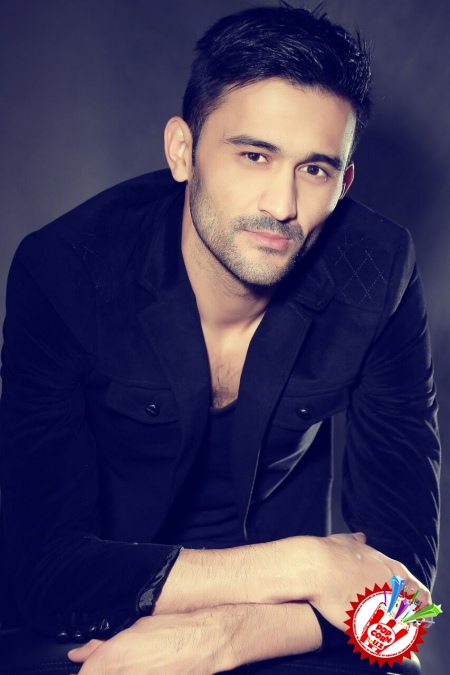 Ҳусан турли образлар яратишда моҳир