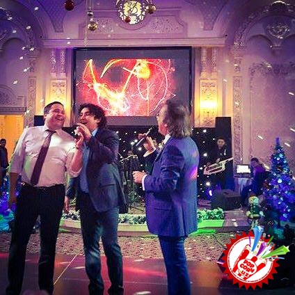 Жонли ижродаги афсонавий “Мажнунтол” устоз санъаткор Фарруҳ Зокиров шогирдлари билан