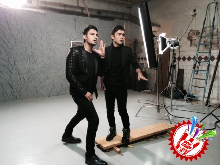 Отабек Муталхўжаев ва Хушнуд томонидан куйланган дуэтга клип суратга олинди