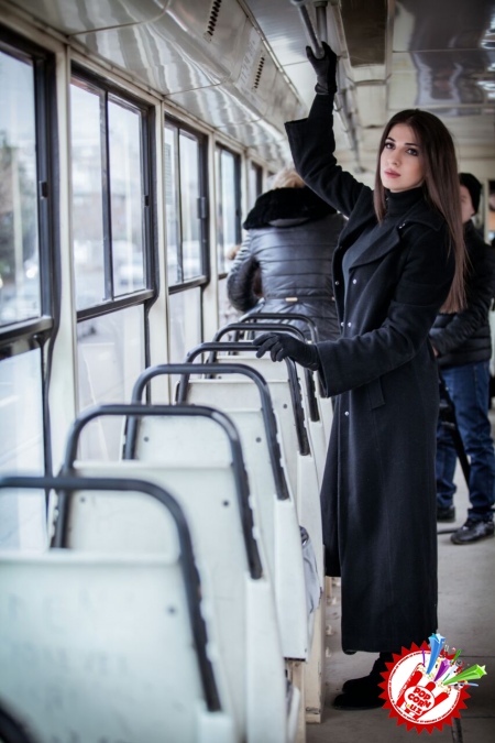 Амира Алибекова инсонлар қалбини очди