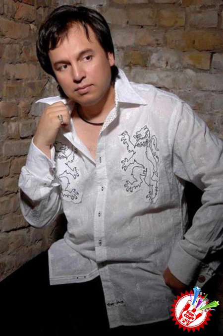 Тез кунда Шуҳрат Воҳидовдан Лас-Вегас шаҳрида тасвирга олинган  видеоклип