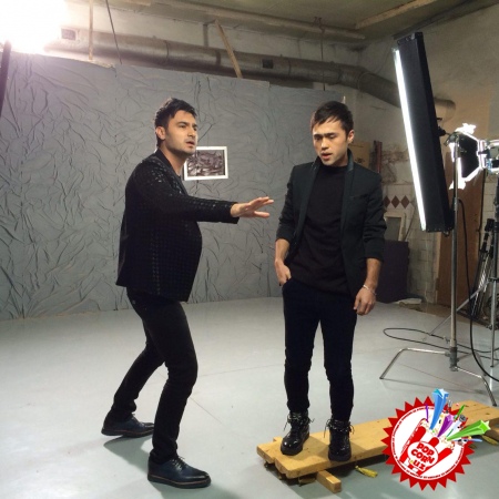 Отабек Муталҳўжаев дуэт куйлаш учун  нимага эстрадамизнинг ёрқин юлдузларини танламади