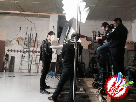 Отабек Муталҳўжаев дуэт куйлаш учун  нимага эстрадамизнинг ёрқин юлдузларини танламади