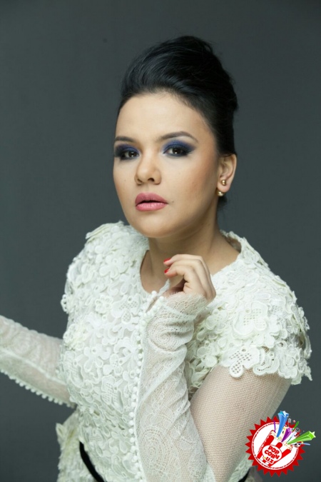 Ягона таъсирчан руҳдаги видеоклип тайёрламоқда