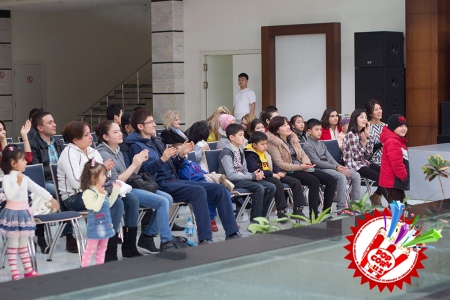 ''Hand Made in Uzbekistan'' анъанавий санъат фестивали барчага байрамона кайфият улашди