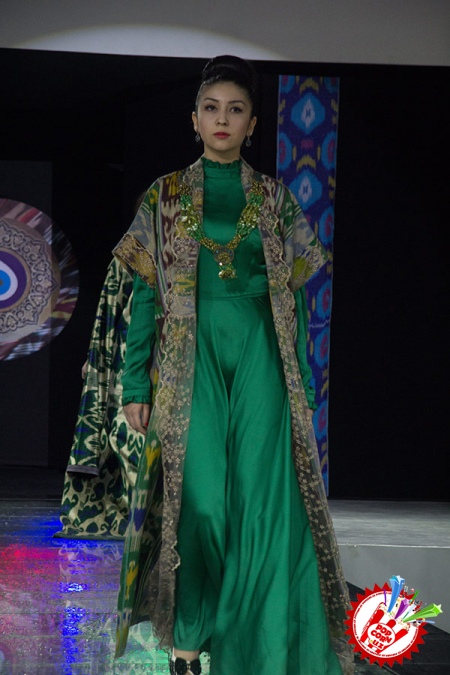 ''Hand Made in Uzbekistan'' анъанавий санъат фестивали барчага байрамона кайфият улашди