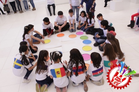 Лола ва Dj Piligrim UNICEF ташкилотининг мадҳияси учун клип суратга олинди