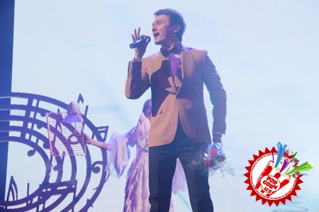 Санъат аҳли учун байрамга айланган оқшом “Йил қўшиғи-2014”