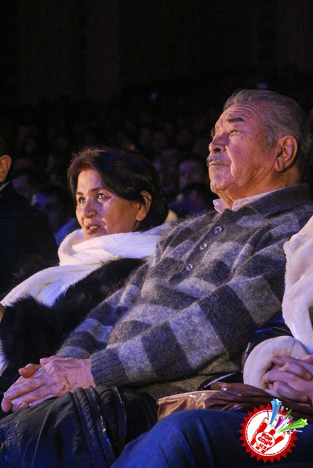 Манзура биринчи имтиҳонини аъло даражада уддалади. Концерт тафсилотлари