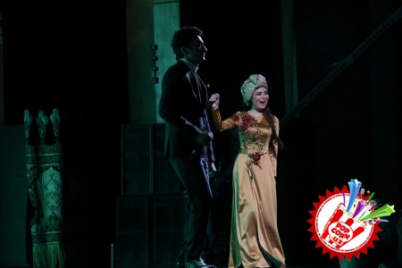 Манзура биринчи имтиҳонини аъло даражада уддалади. Концерт тафсилотлари