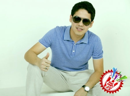 Жасур Ғоиповдан "Ёнингда бўлай" буткул ўзгача услубда ижро этган тарона премьераси