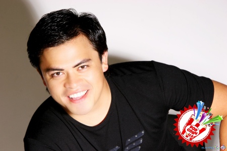 Масрур Усмоновнинг концерт дастуридан баҳраманд бўлинг