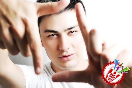 Зоирбек  миллий йўналишда  қўшиқ  куйлади “Эй нозанин”