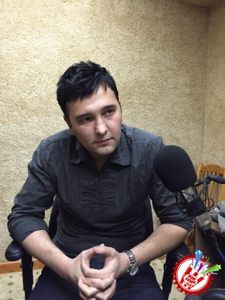 \"Сирли дуэт\" дея кўпчиликнинг эътиборига тушган тарона Сардор Раҳимхон ва Дилсўз ижросида