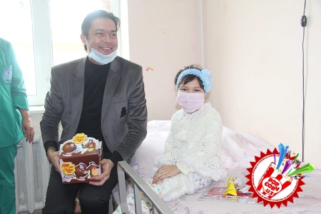 Ғубор оралаган қалбларга ҳурсандчилик бағишлаш истагида ҳайрли ишга қўл урилди