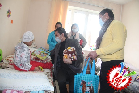 Ғубор оралаган қалбларга ҳурсандчилик бағишлаш истагида ҳайрли ишга қўл урилди