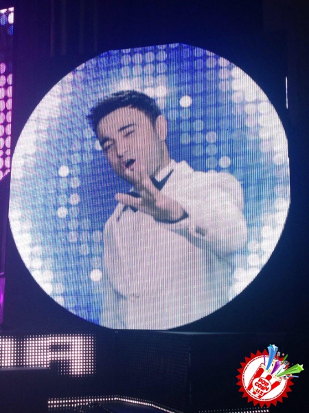 Шоҳруххоннинг концерт дастуридан фоторепортаж