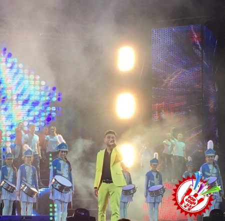 Шоҳруххоннинг концерт дастуридан фоторепортаж