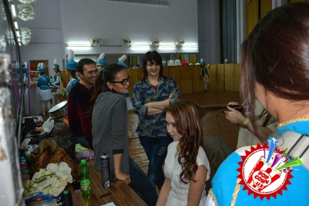 Эстрадамиз юлдузи Шоҳруҳхонни муборакбод этамиз