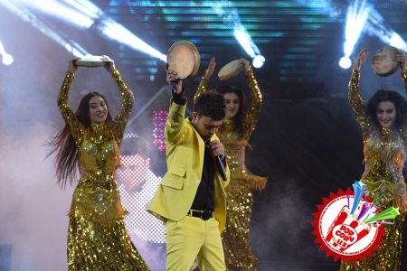 Эстрадамиз юлдузи Шоҳруҳхонни муборакбод этамиз