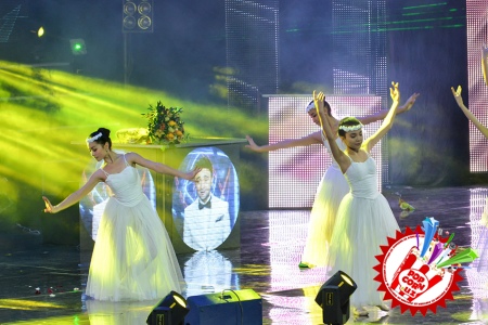 Шоҳруххон... Кўп меҳнат сарфланган уч кунлик шоу дастур ташриф буюрганлар учун ҳақиқий байрам бўлди