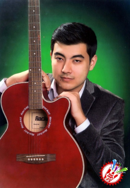 Ёш ижодкордан илк таронани қарши олинг!