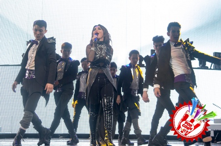 Райҳон концерт тафсилотлари.  Фарзандларини кенг оммага кўрсатган илк намойиши