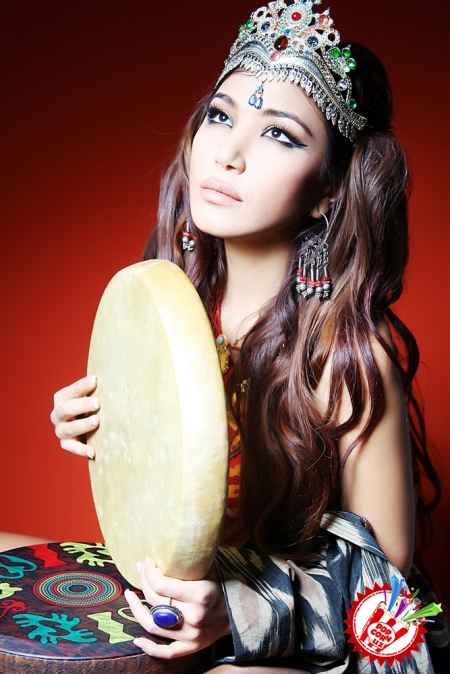 Манзура ёқимли хотираларни ёдга солувчи қўшиқни тақдим этди