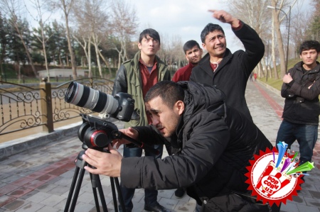 “Тушларимга киринг Отажон”... Клип жараёнлари