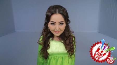 Бир неча \"Сериал\" да ўзини синаб кўрган Умидахондан клип премьераси