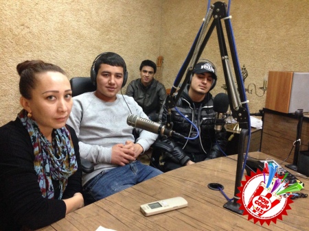 “Ўзбегим таронаси”  радиосида “Айрилиқ-2” кинокартинасининг ижодий жамоаси меҳмон бўлишди