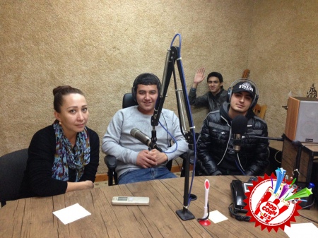 “Ўзбегим таронаси”  радиосида “Айрилиқ-2” кинокартинасининг ижодий жамоаси меҳмон бўлишди