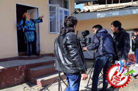 Канизадан "Кетаман" таронасига ишланган видеоклипидан фоторепортаж