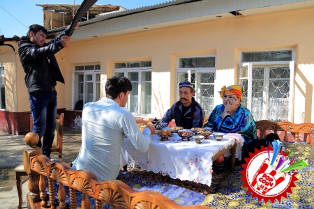 Канизадан "Кетаман" таронасига ишланган видеоклипидан фоторепортаж